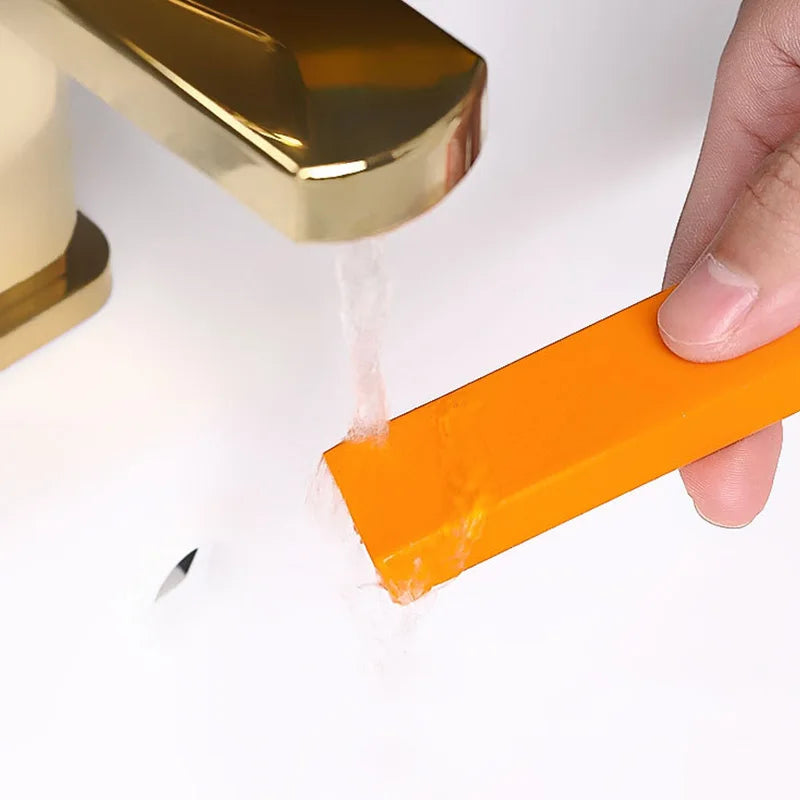 Limescale & Rust Remover Eraser – Rubber Cleaning Brush for Glass, Toilet & Kitchen