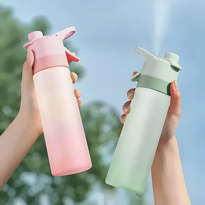 650ml Mist Spray Water Bottle with Straw – Portable Sports Hydration Bottle for Gym, Travel & Outdoor Activities